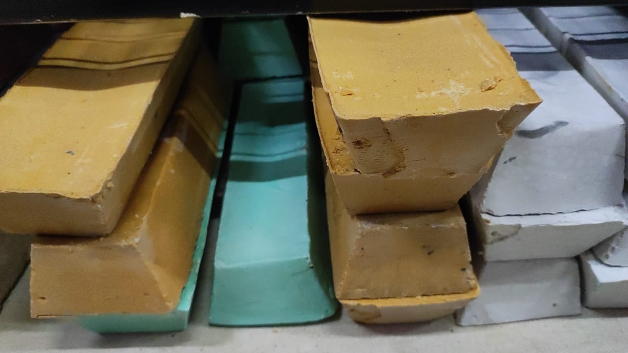 Pasta Amarilla